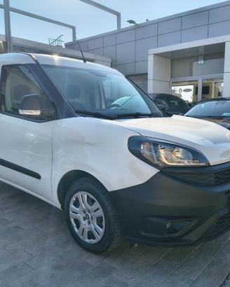 FIAT Doblò 1.6 MJT 105CV PC-TN Cargo Lounge 3 POST