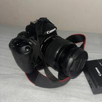 Canon EOS 1200D + Obiettivo kit