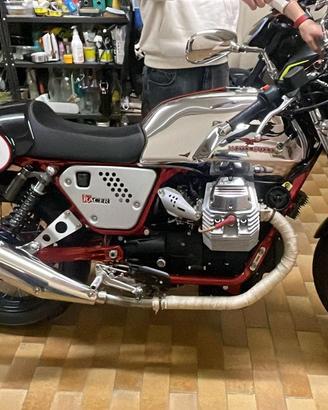 Moto Guzzi v7 Racer 550/1000