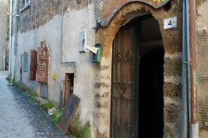 Locale commerciale - Faleria (Vt)