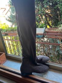 stivali alti marroni