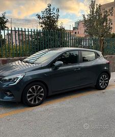 Renault Clio Autocarro