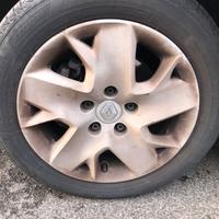 Cerchi in ferro con Borchie Renault Megane