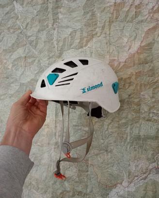 Casco arrampicata