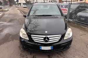 Mercedes-benz B 180 CDI neopaten garanzia 12 Mesi