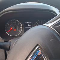 duster 4 cilindri 1600 benzina-Gpl perfetto motore