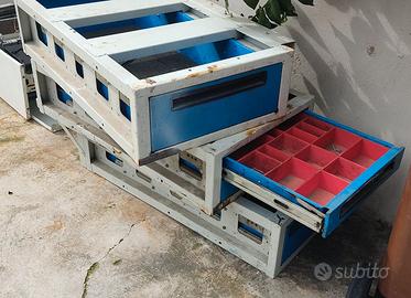 Cassetti per furgone lavoro