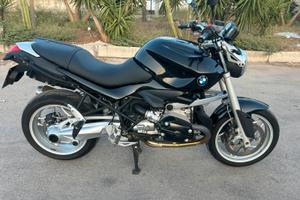 BMW R 1200 R con soli 49000 chilometri tagliandati