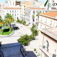 Prestigioso appartamento via di palma