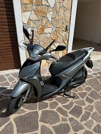 Kymco People S 125