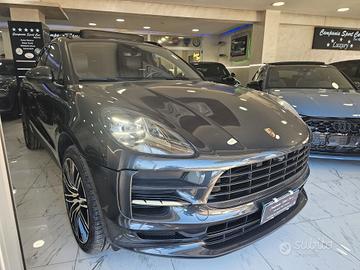 NUOVA PORSCHE MACAN TURBO 2.0 BENZINA 245CV CHRONO