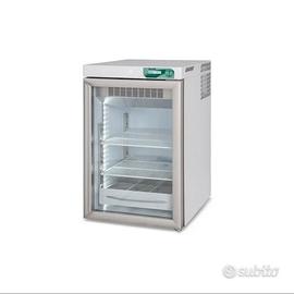 Frigo farmaci, armadio farmaci e lettino