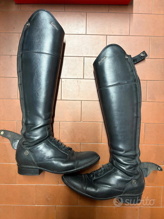 Pantaloni Lunghi Marrone Chiaro + Stivali Equitazione Neri &ndash; Usati, Made In Germany