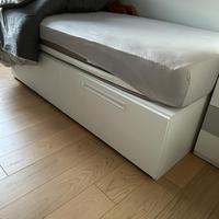 Letto contenitore con due cassetti salvaspazio
