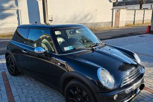 MINI 1.6 PARK LANE NEOPATENTATI
