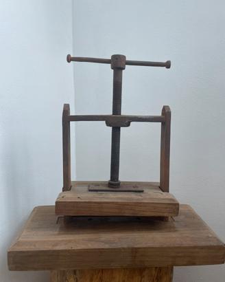 Pressa per Libri Antica