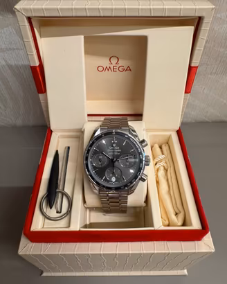 Omega Speedmaster 38