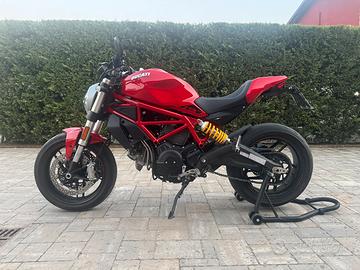 Ducati Monster 797+