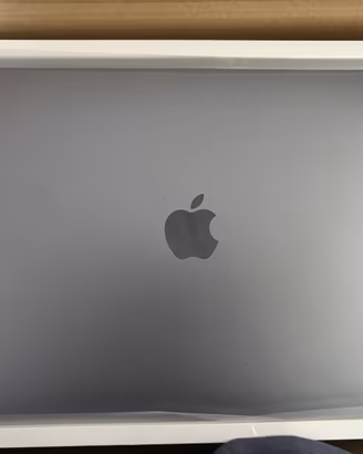 Apple MacBook Pro 13 (2020) intel i5/16GB RAM/512G