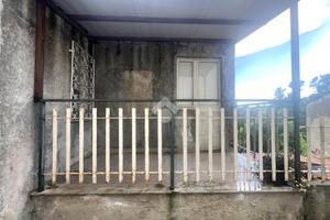 CASA SEMINDIPENDENTE A FEROLETO ANTICO