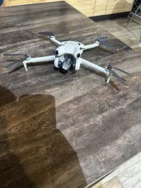 Drone DJI mini 4 pro, fly more combo