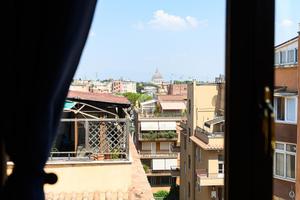 3 LOCALI A ROMA