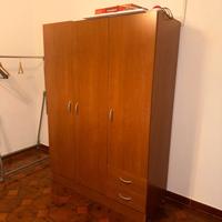 🚪🪵 Armadi in legno (vari modelli)