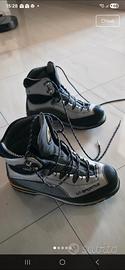 Scarpe da Trekking'  La Sportiva ' professionali 