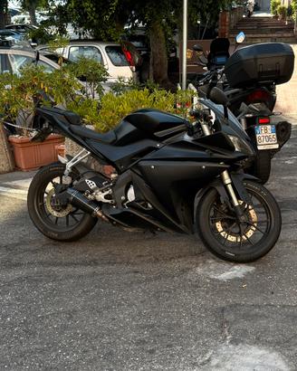 Yamaha YZF R125