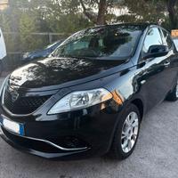 LANCIA YPSILON 1.2 GPL ECOCHIC Gold - 2015