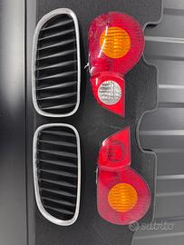 BMW Z4 2002 fari posteriori