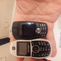 Mini telefoni Mercedes e Bmw