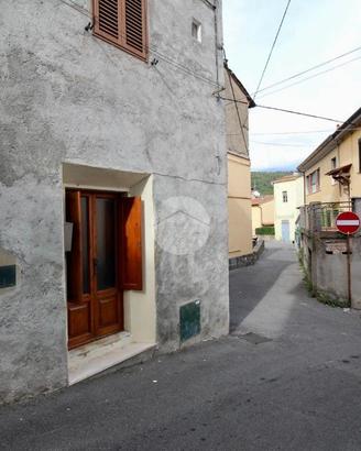 2 LOCALI A VAIANO