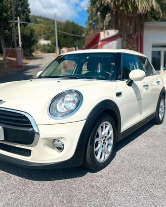 Mini 1.5 Cooper D Hype