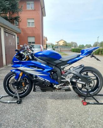 Yamaha r6 anno 2006