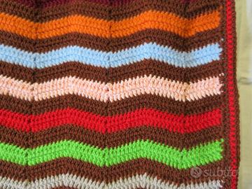 COPERTINA A ONDE COLORATE