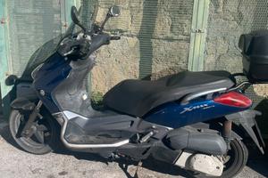 Scooter Yamaha Xmax