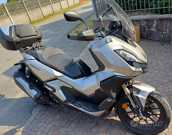 Adv 350 honda immatricolato 3/2023