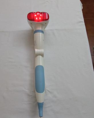 Massaggiatore a manipolo con infrarossi
