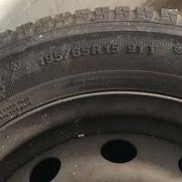 4Gomme invernali 195 65 15  91T e cerchi in ferro