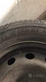 4Gomme invernali 195 65 15  91T e cerchi in ferro