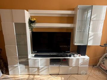 Parete attrezzata soggiorno bianca – pari al nuovo