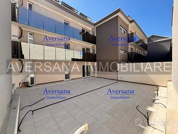 Appartamento con cortile e terrazzo ingresso indip