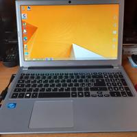 Computer portatile Acer 15,6 pollici