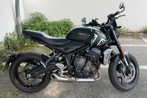 Triumph Trident