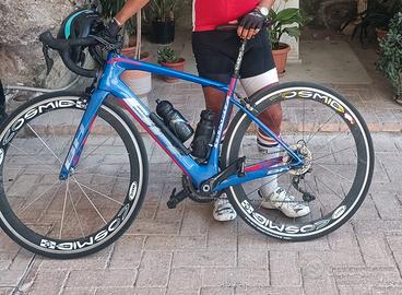 bici in carbonio modello BH Quartz taglia s/m