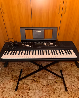 Tastiera Yamaha EZ-220