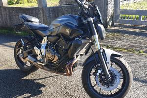 Yamaha MT07