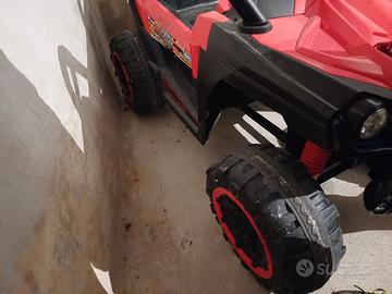 jeep elettrica per bimbi 