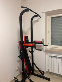 Stazione Fitness-Panca Piana-Barra trazione